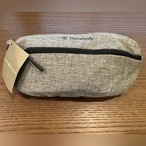 United x Therabody Amenity Kit Bag